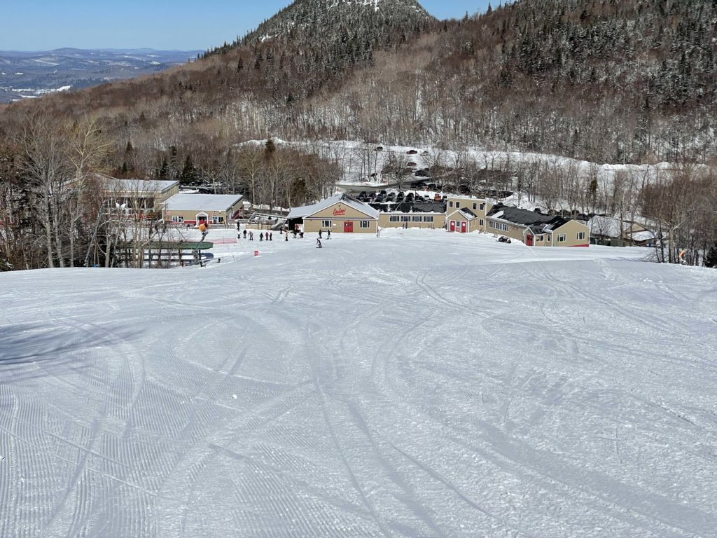 Cannon Mountain base area, March 2023
