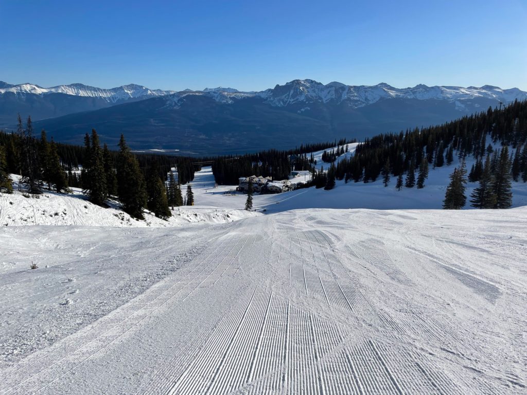 Easy groomer off the Canadian Rockies express at Marmot Basin, March 2024