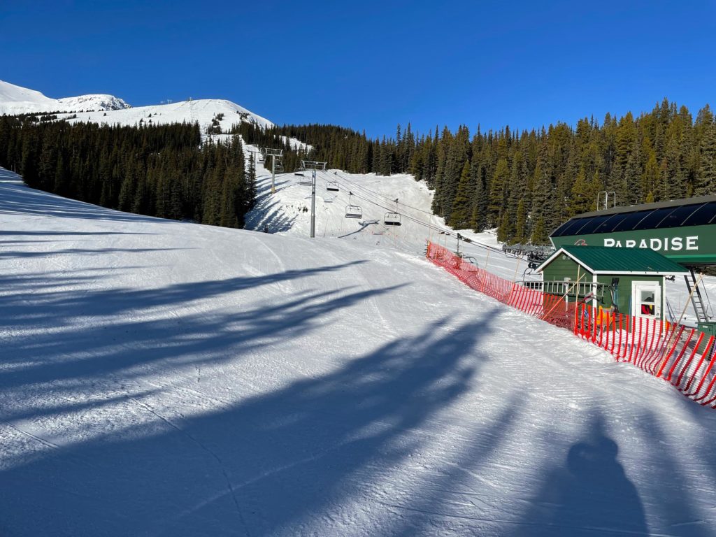 The Paradise chair at Marmot Basin, March 2024