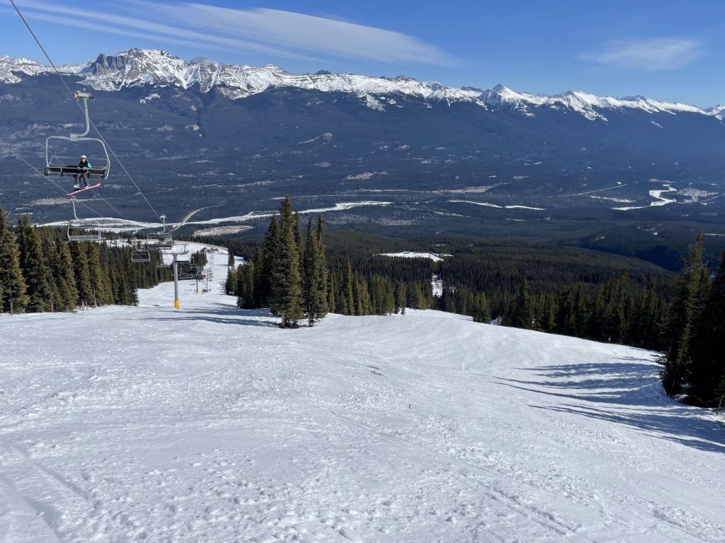 The Eagle Express chair at Marmot Basin. March, 2024