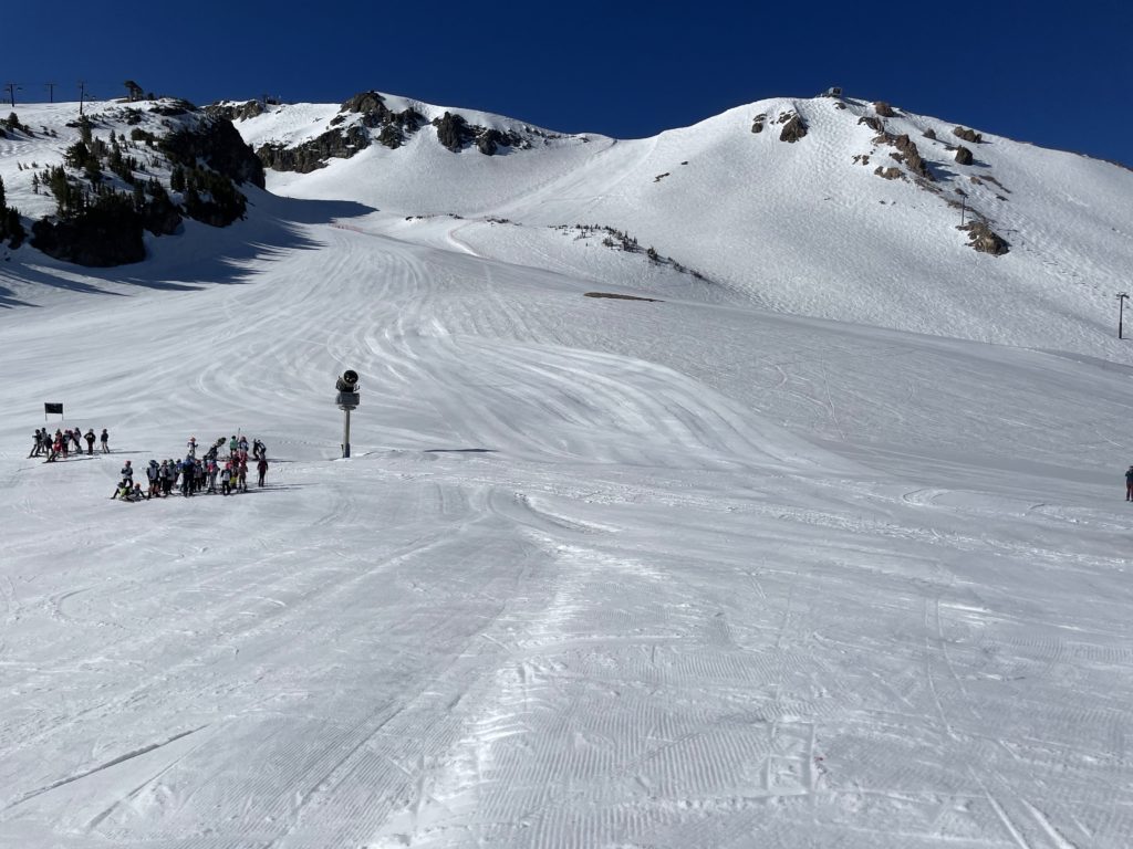 Mammoth upper mountain, May 2025