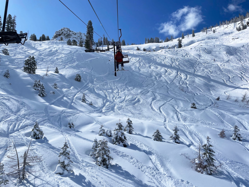 Grizzly chair at Bear Valley, April 2025